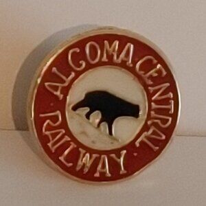 ALGOMA CENTRAL RAILWAY Enamel Pin Round Gold Tone TOUR TRAIN